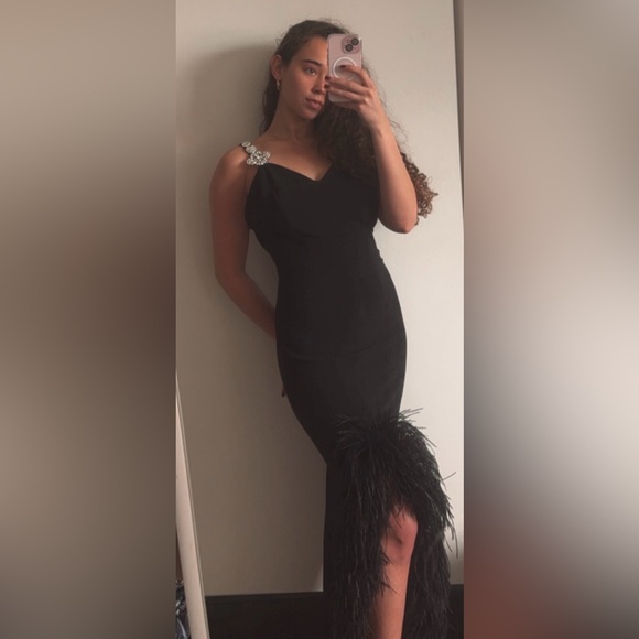 Vintage 90s Lillie Rubin Black Crystal Detailed Strap Feather Slit Evening Gown - Picture 4 of 17
